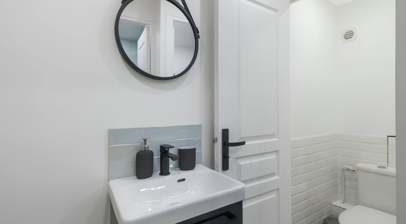 Photo of Leafy Courtyard Views