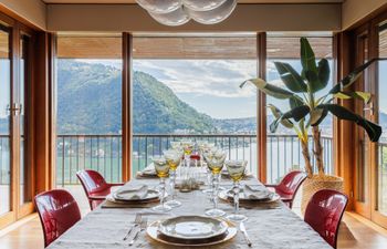 By Como Echo Holiday Home