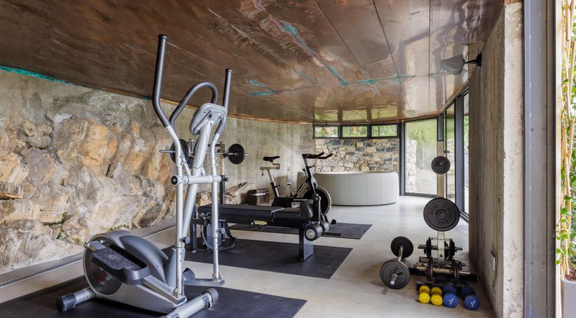 Photo of By Como Echo