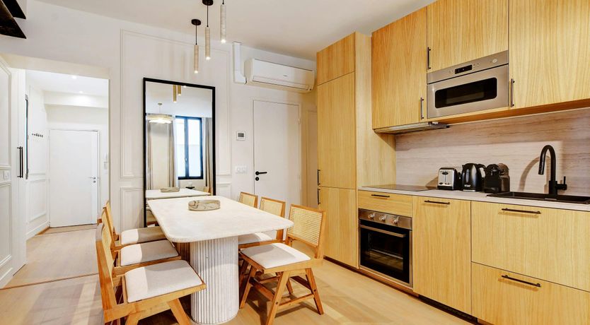 Photo of Parisian Moonlight