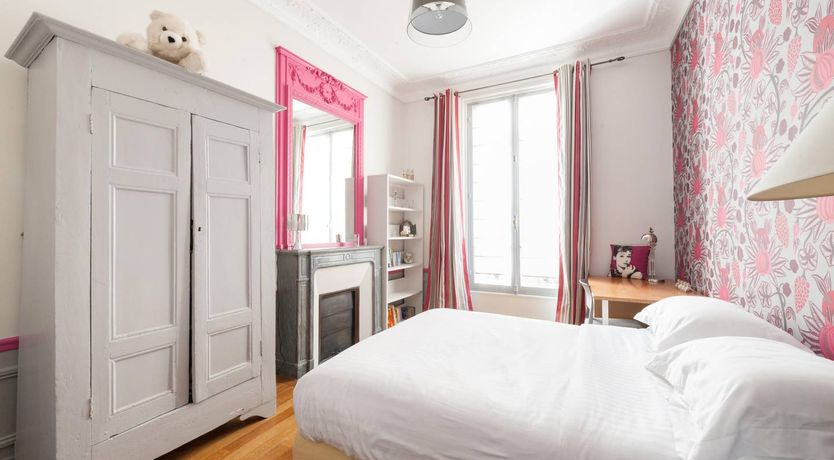 Photo of Parisian Literati