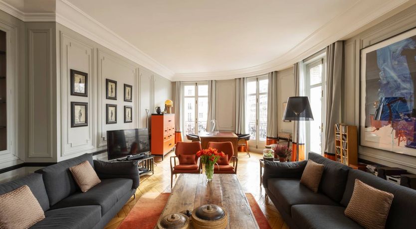 Photo of Parisian Literati