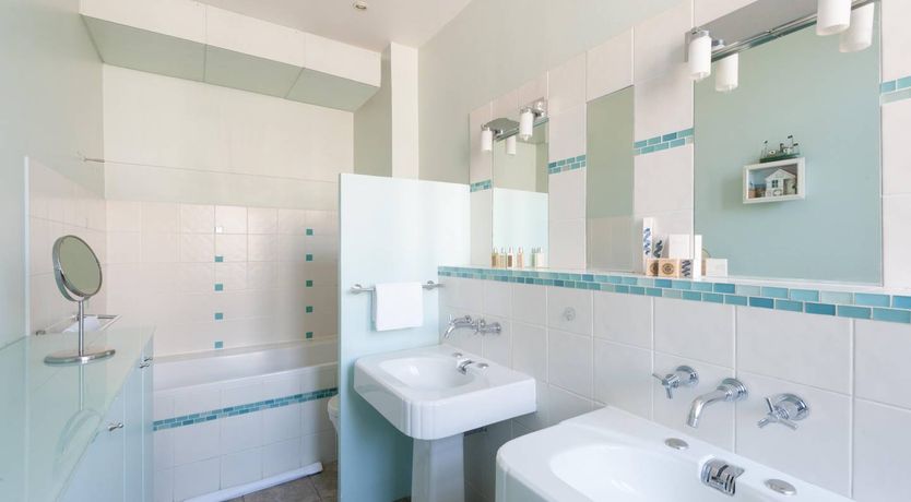 Photo of Parisian Literati