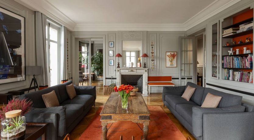 Photo of Parisian Literati