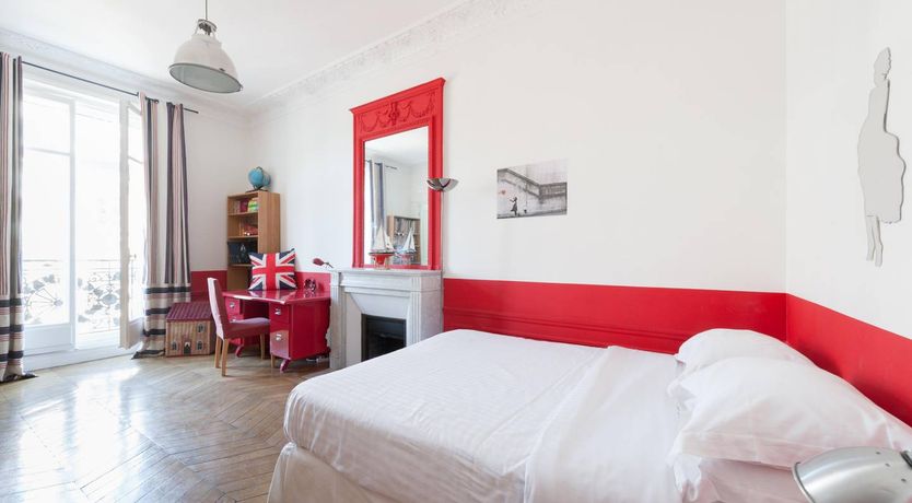 Photo of Parisian Literati