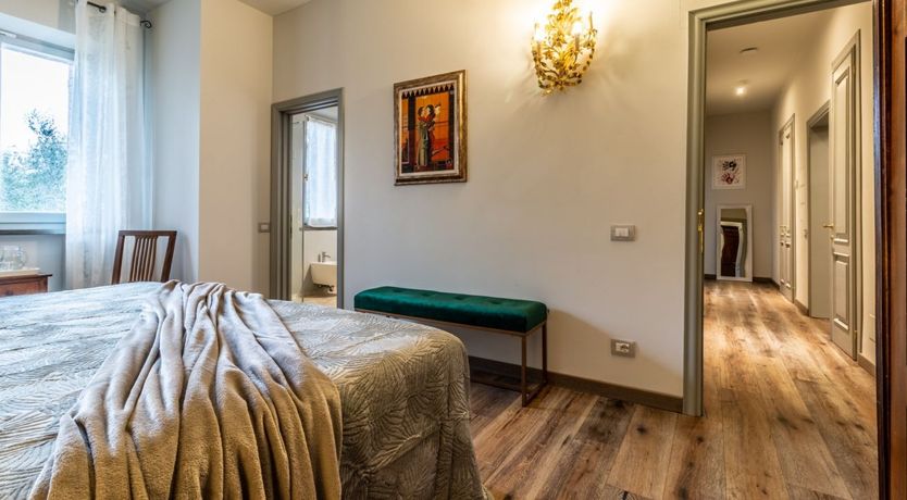 Photo of The Italian View