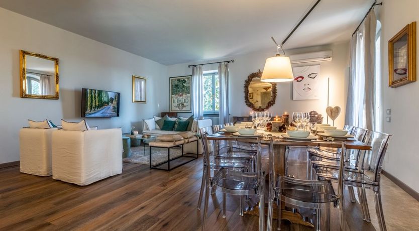 Photo of The Italian View