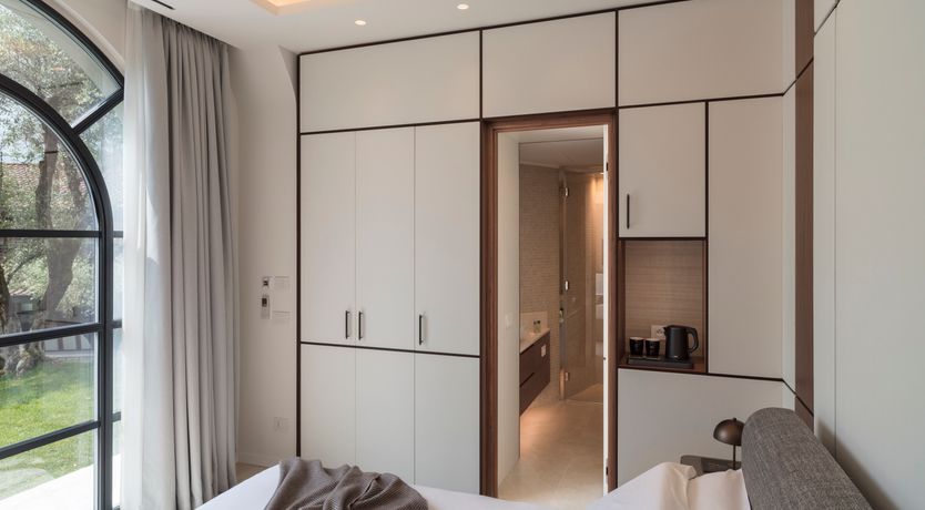 Photo of Isola Views