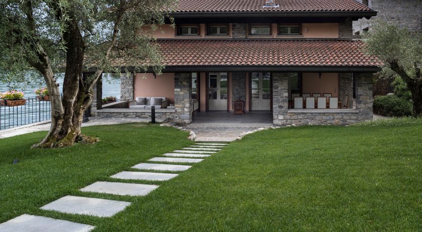 Photo of Isola Views