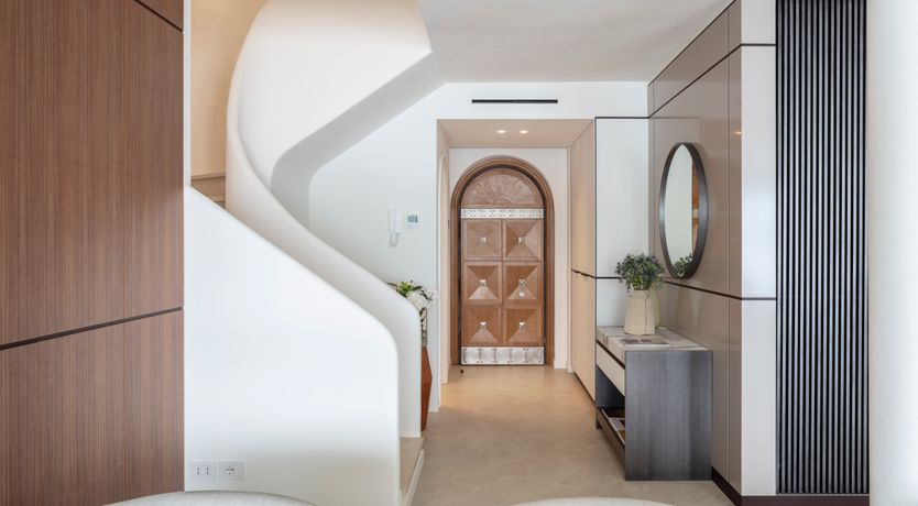 Photo of Isola Views