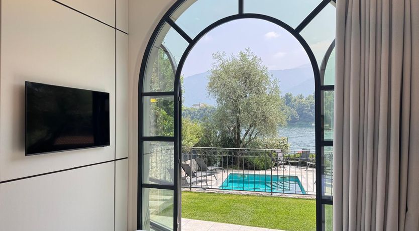 Photo of Isola Views