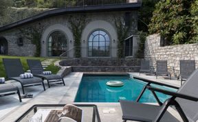 Photo of Isola Views