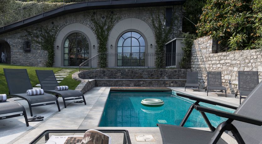 Photo of Isola Views