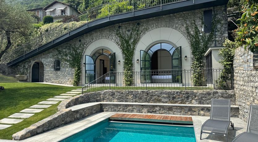 Photo of Isola Views