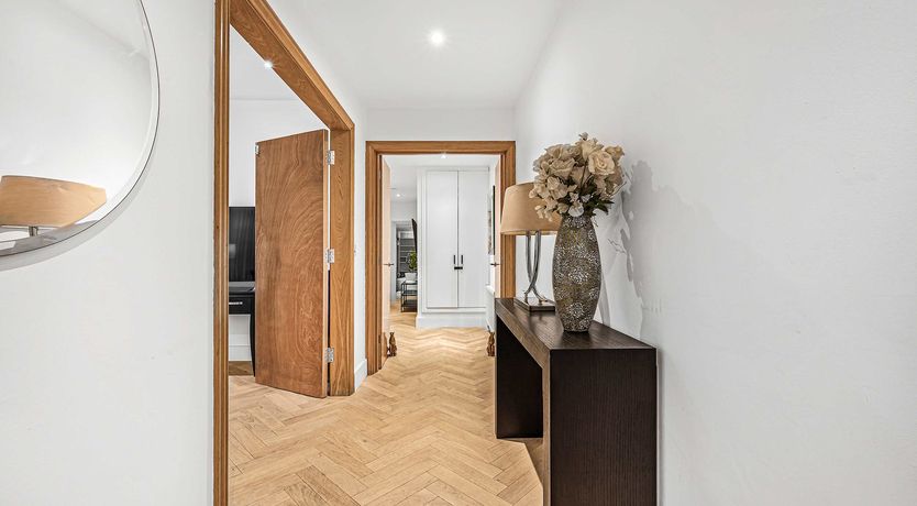 Photo of Radiant Green