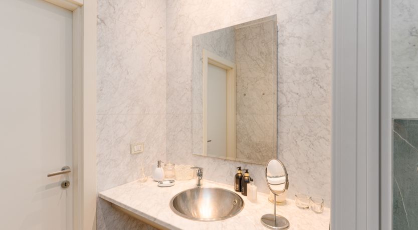 Photo of Be the Light