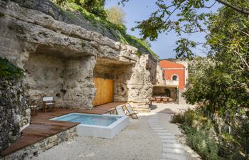 Sweet Modica Breeze Holiday Home