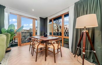 Lunar London Holiday Home