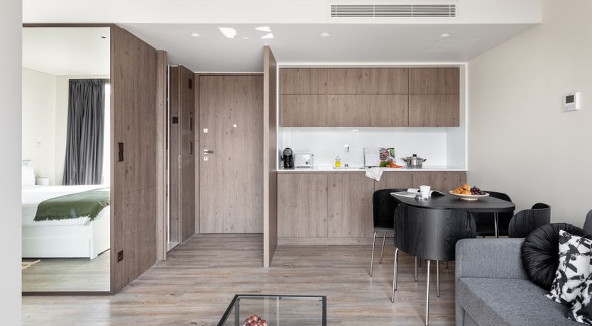 Photo of Snappy Dresser