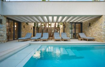 Coastal Views Holiday Home