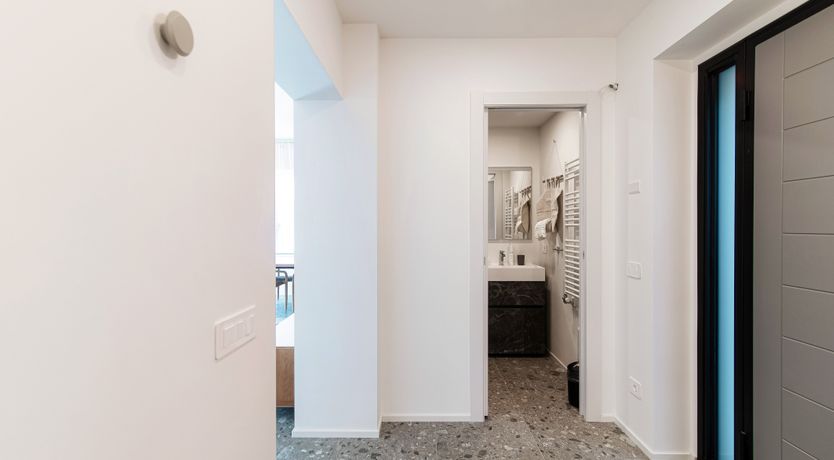 Photo of Como Hillside