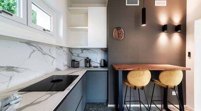 Photo of Como Hillside