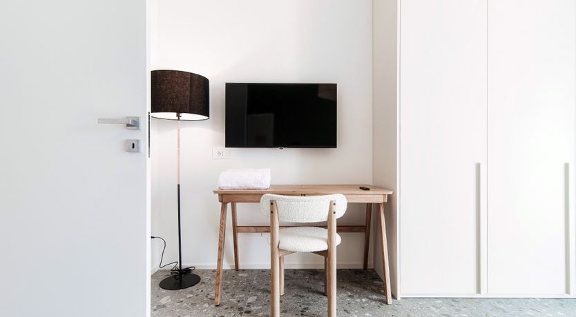 Photo of Como Hillside