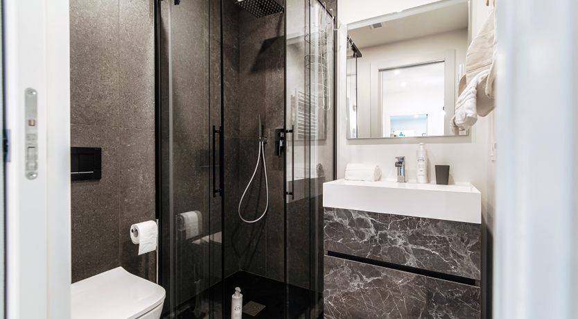 Photo of Como Hillside