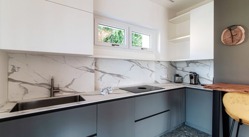 Photo of Como Hillside