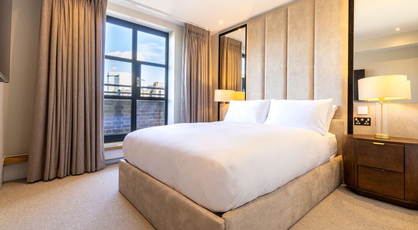 Photo of Gold & Shadow