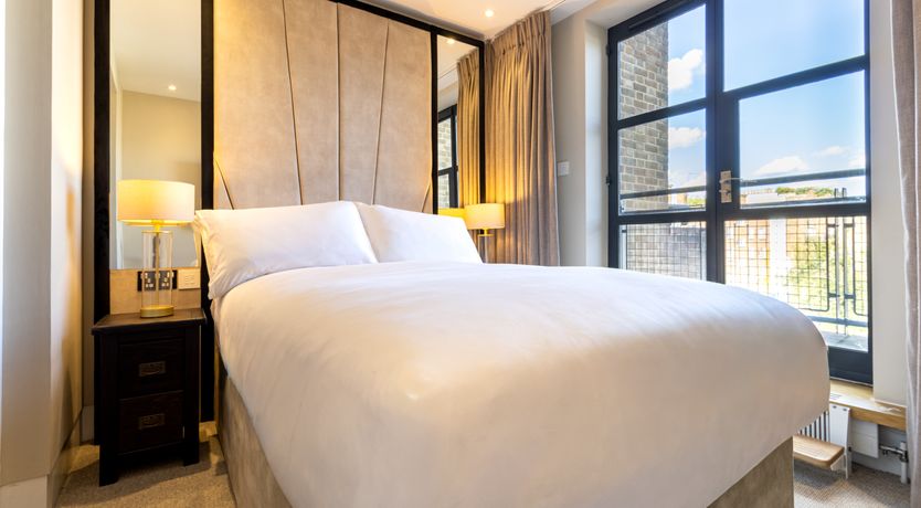 Photo of Gold & Shadow