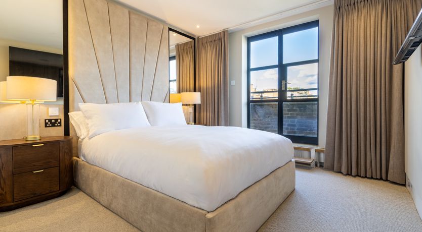 Photo of Gold & Shadow