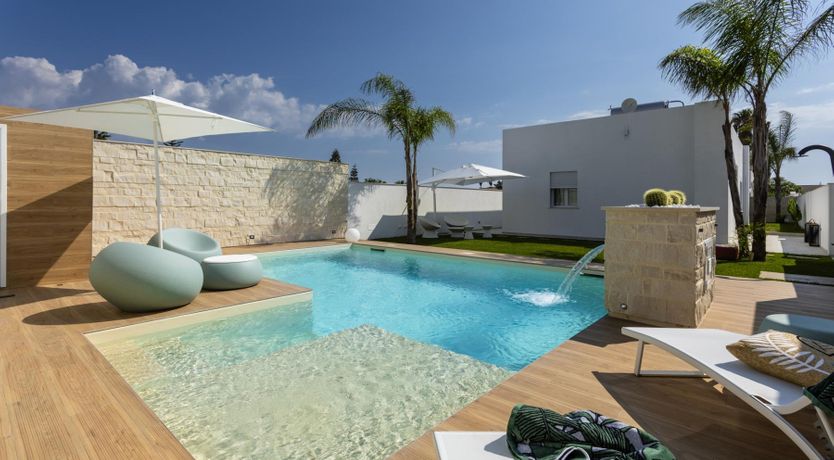 Photo of Azure & Pearl