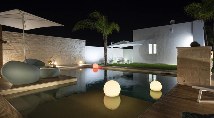 Photo of Azure & Pearl