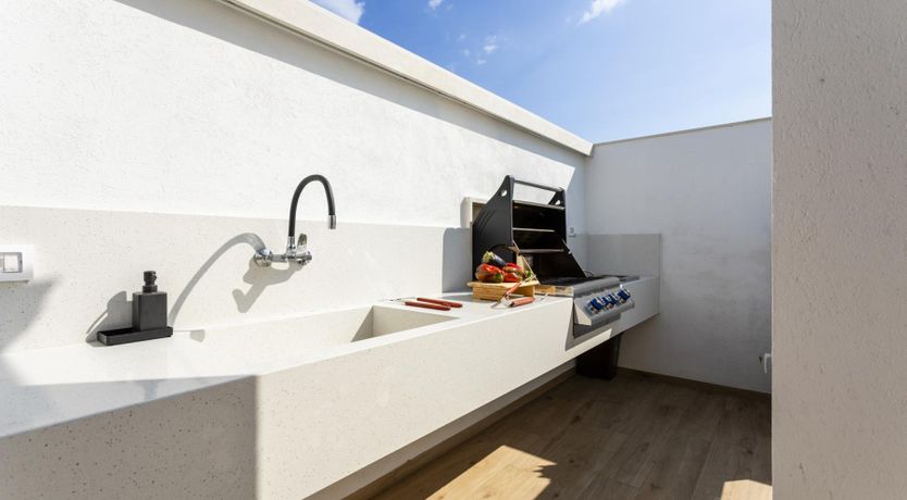 Photo of Azure & Pearl