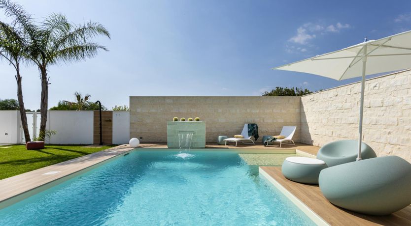 Photo of Azure & Pearl