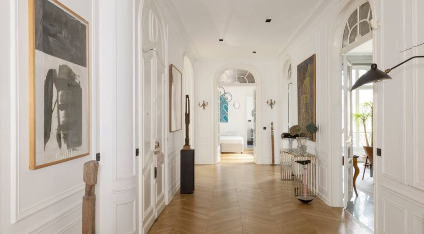 Photo of Noble Grandeur