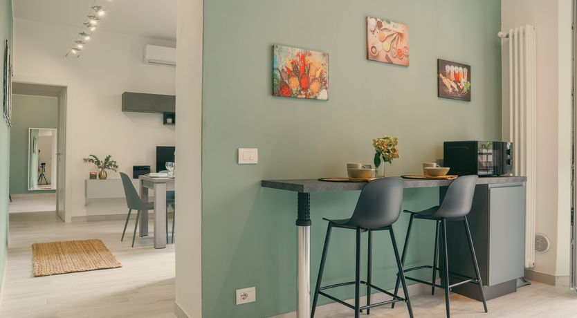 Photo of Lake & Olive