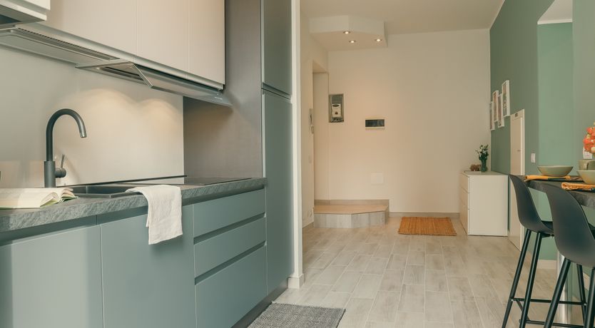 Photo of Lake & Olive