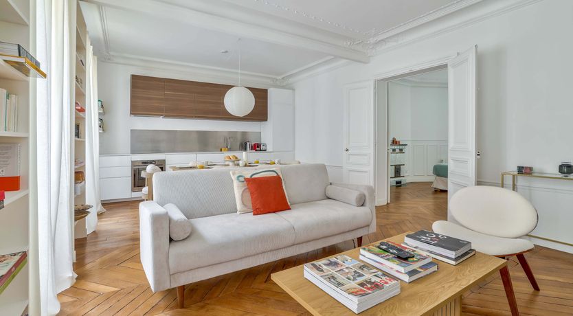 Photo of Parisian Poet