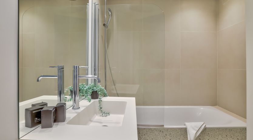 Photo of Parisian Poet