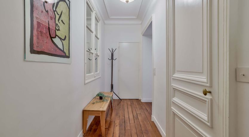 Photo of Parisian Poet