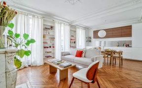 Photo of Parisian Poet