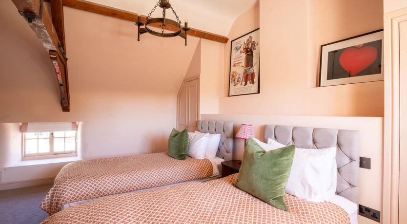 Photo of Cotswolds Country Cottage