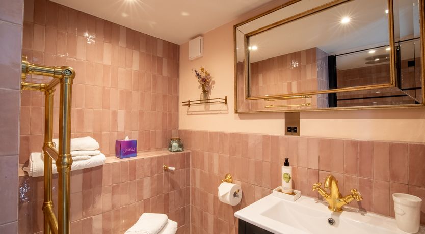 Photo of Cotswolds Country Cottage