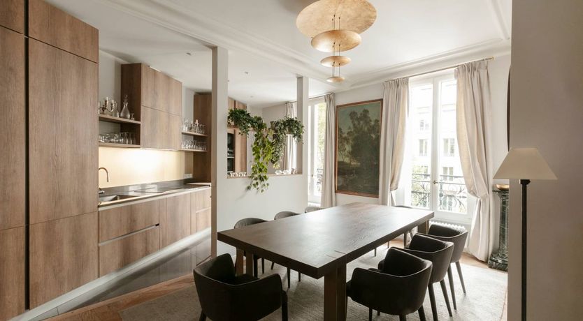 Photo of Golden Alcove