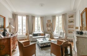 Photo of golden-alcove