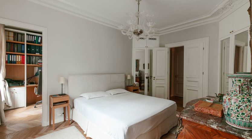 Photo of Golden Alcove