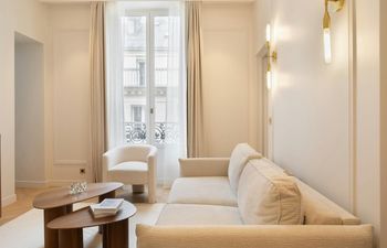 Parisian Stories Holiday Home