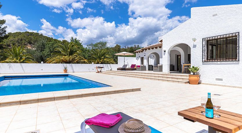 Photo of Angles & Arches